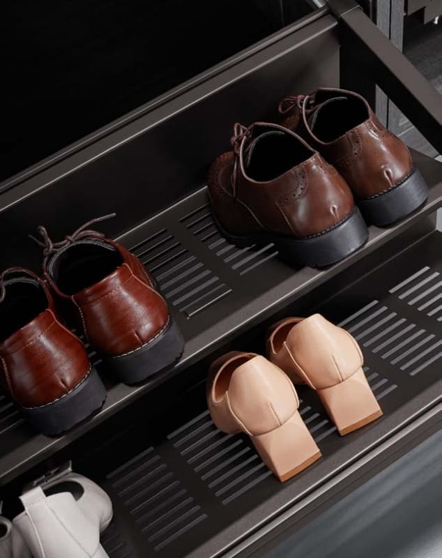 Выдвижная полка для обуви Unihopper 900 мм с доводчиком clip-on Moka