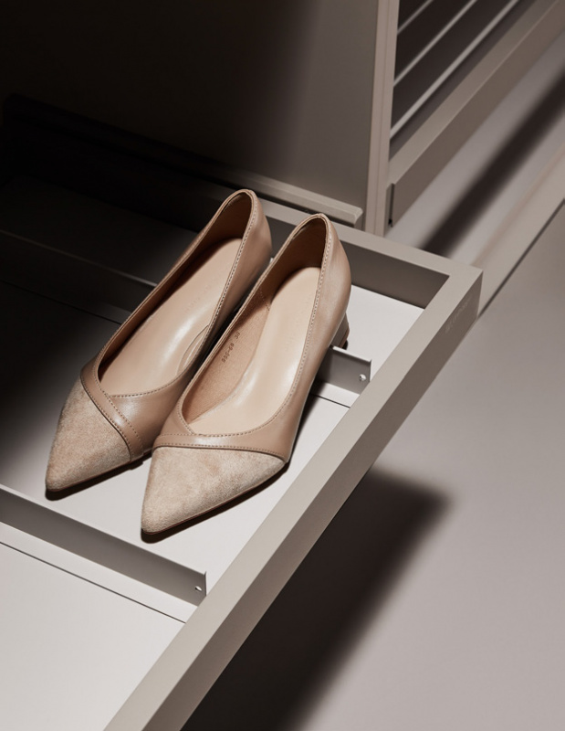 Выдвижная полка для обуви Unihopper 600 мм с доводчиком clip-on COKA