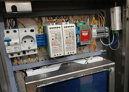 Следящий режим для зарядных станций с использованием оборудования передачи данных по радиоканалу LoRa