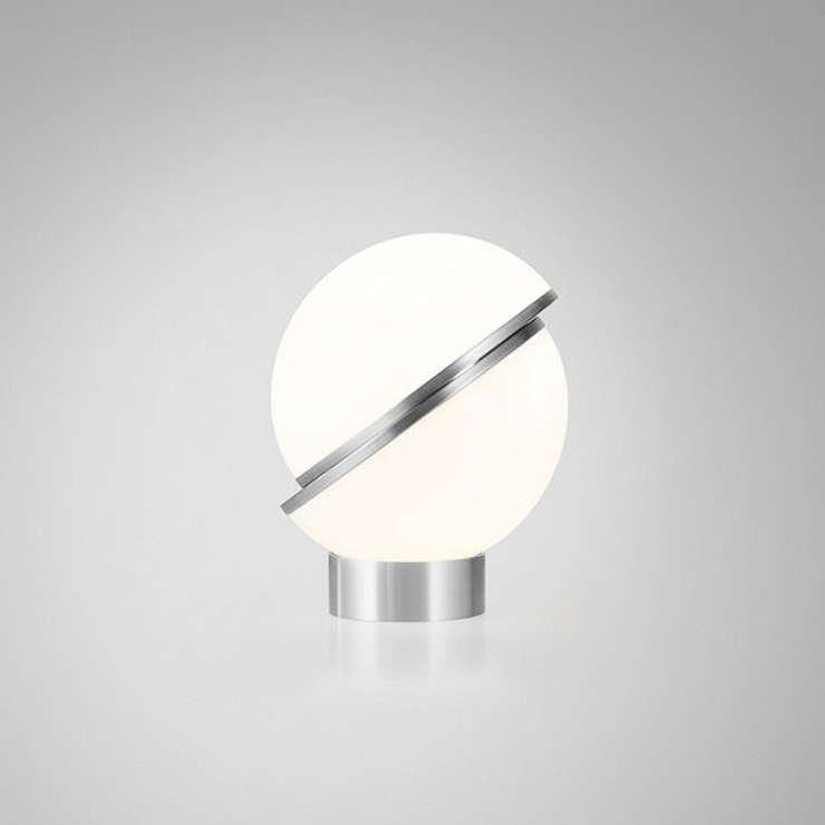 Настольная лампа Crescent Table Lamp Chrome в стиле Lee Broom
