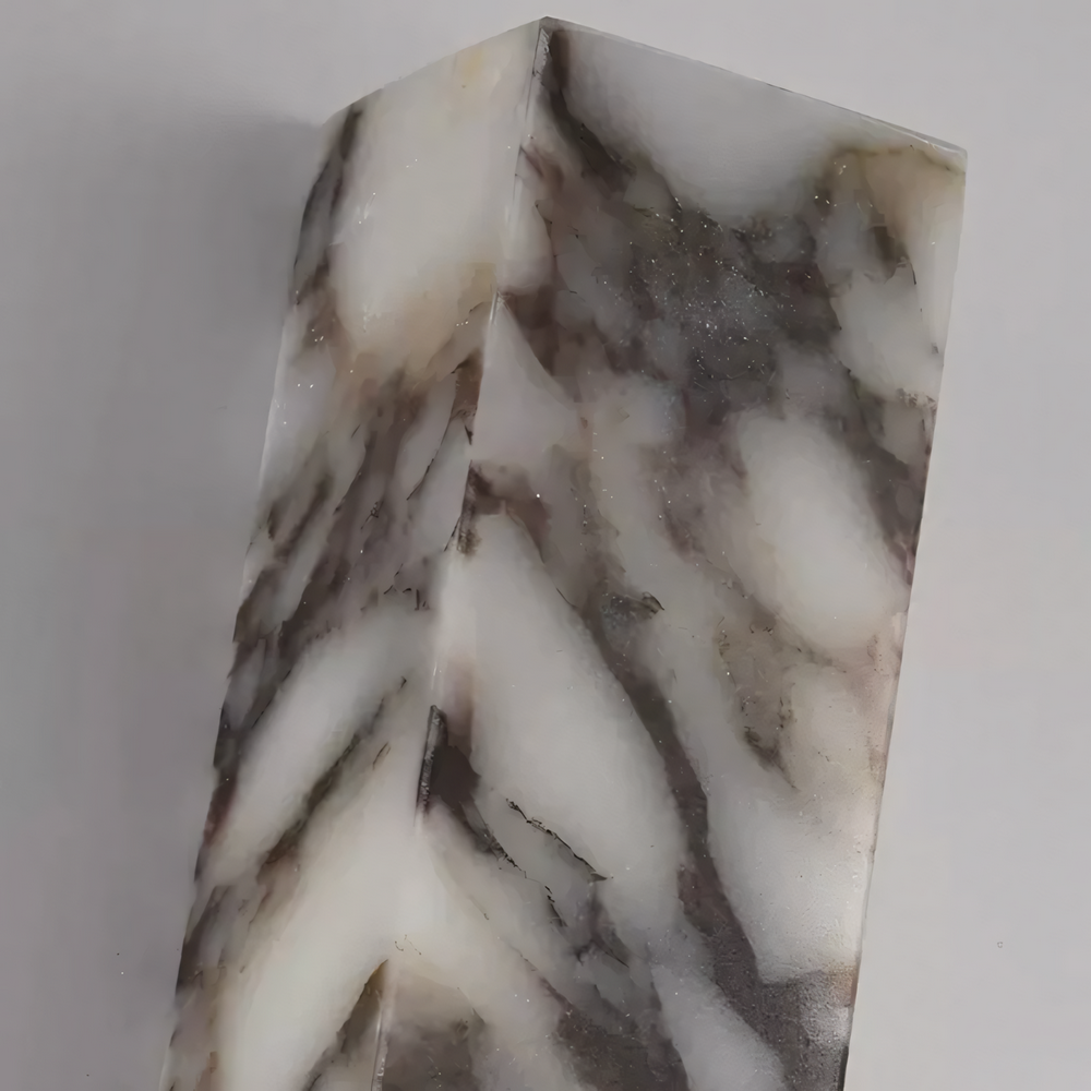 Бра из мрамора Radian