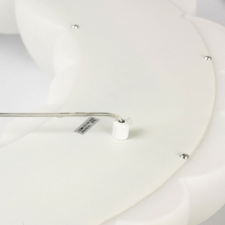 Люстра Oddly D68