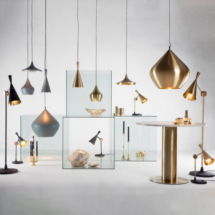 Светильник Beat Light Stout Gold Диаметр 30 см / Высота 28 см в стиле Tom Dixon