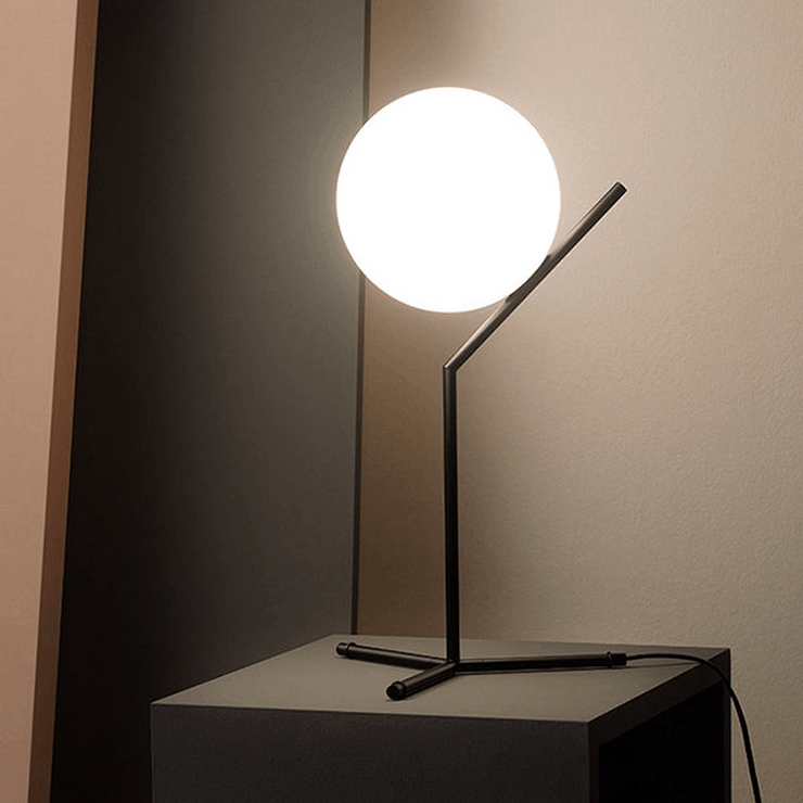 Настольная лампа IC Lighting Table 1 High Black в стиле Flos