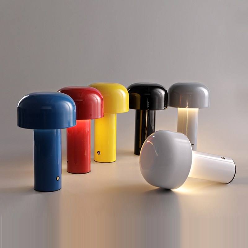 Настольная лампа Bellhop в стиле Flos