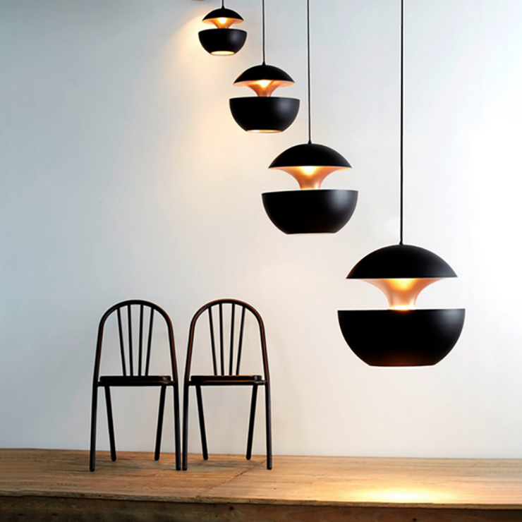 Светильник Lampe Here Comes The Sun D35 см / H33 см Черный + Золотой