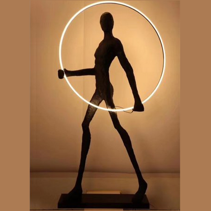 Торшер Man carries light circle