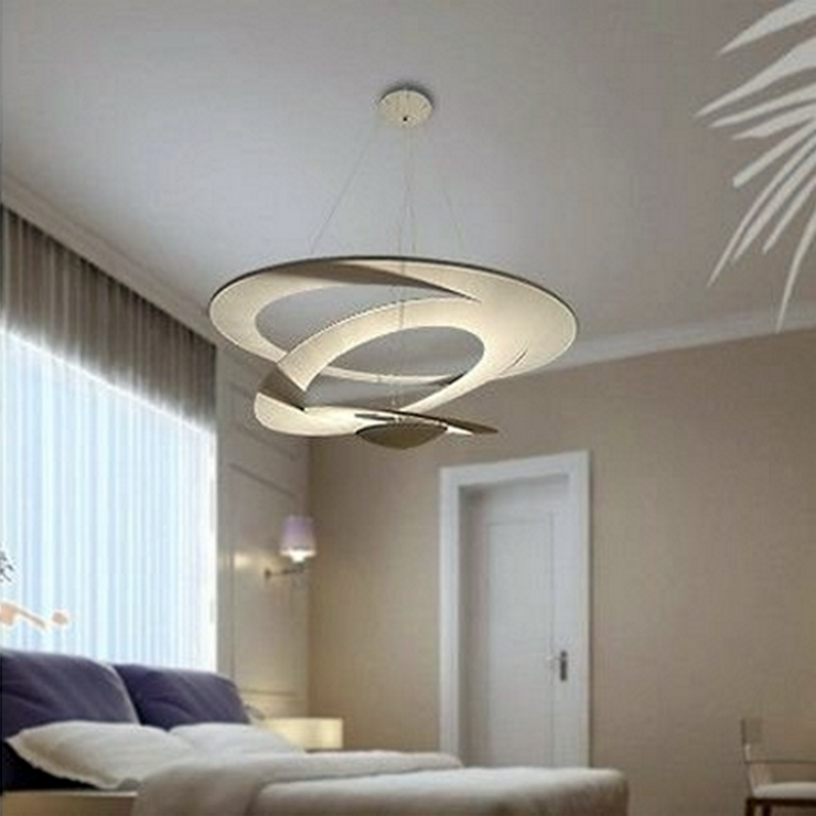 Люстра Pirce Диаметр 80 см / Высота 35 см