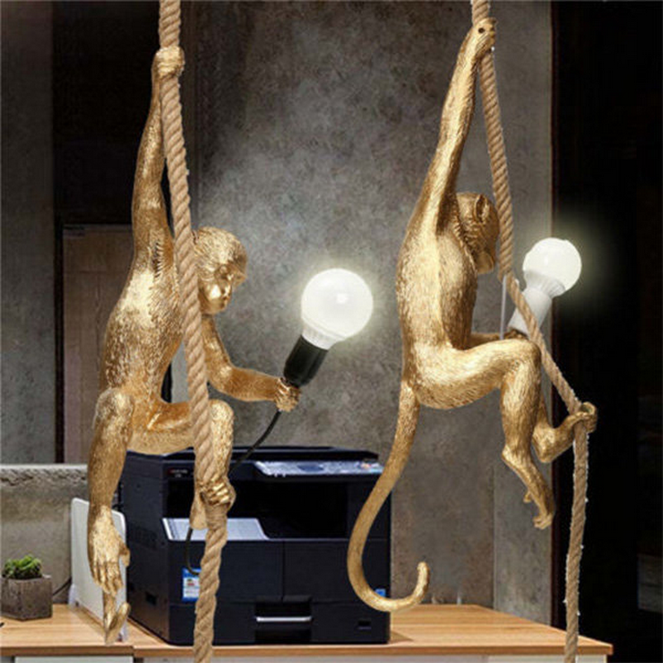 Светильник Monkey Обезьяна с Лампой Gold правая в стиле Seletti