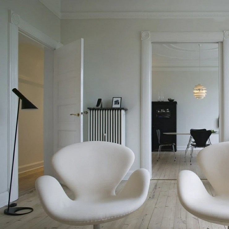 Торшер AJ Floor Lamp  Black в стиле Arne Jacobsen