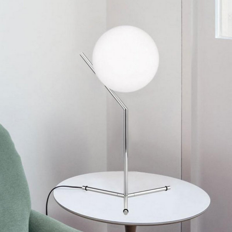 Настольная лампа IC Lighting Table 1 High Chrome в стиле Flos