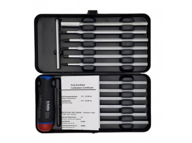 фото Отвертка динамометрическая Серия Nm 1.5 - 3.0 Hm с набором насадок, 12 шт., в кейсе FELO 10099716