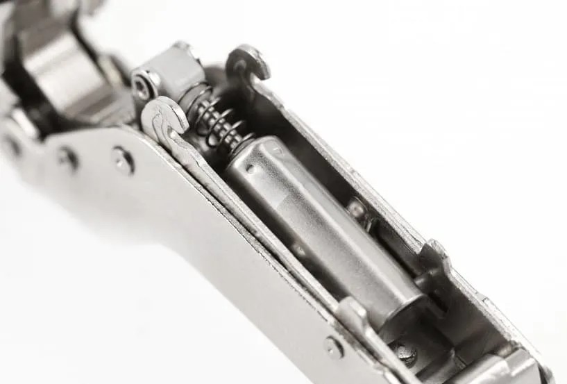 GTV Петля Silento Pro внутренняя, с планкой 0мм, доводч 2way, БЕЗ еврошурупа, 3D-регулировка