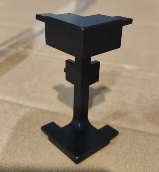 Уголок внешний для КВ95 (C), А00 серебро