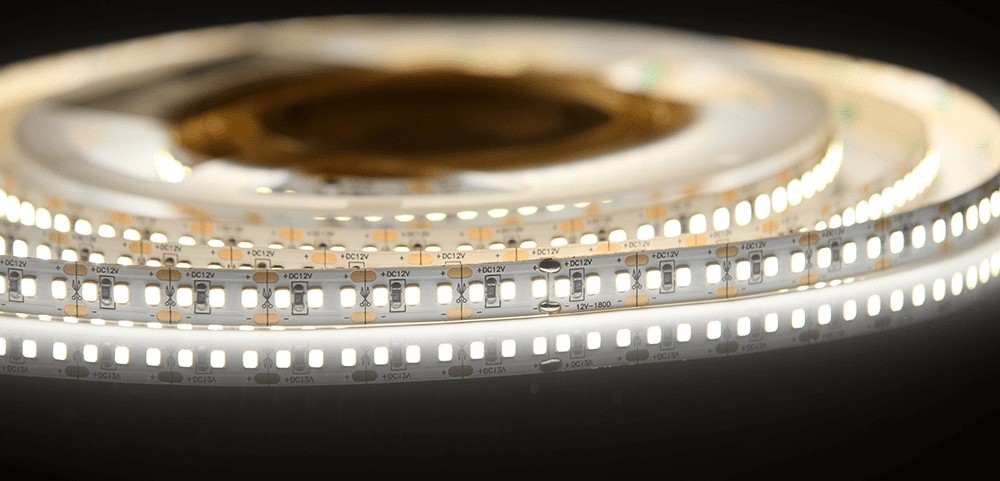 Лента 10х5000мм, SMD 2835, 12В, нейтральный, 14.4 Вт/м, 180 диодов/м, 1 920 Лм/м, IP20, AQ