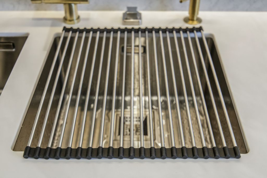 Ролл-мат для мойки с силиконом ROLL-01-IN, нержавеющая сталь/черный