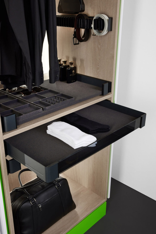 Подложка из флока в полку Конеро, W 762мм, D 475мм, черный, Kessebohmer