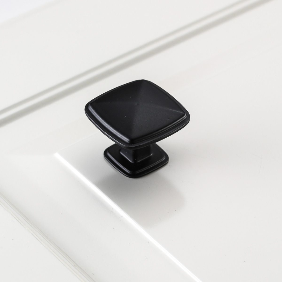 Ручка-кнопка, POINT, 30х30х24мм, металл, черный матовый, GTV