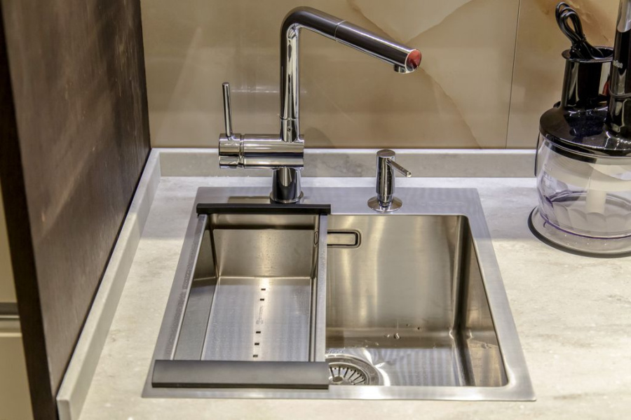 Коландер CO-02-GM, нержавеющая сталь, вороненая сталь