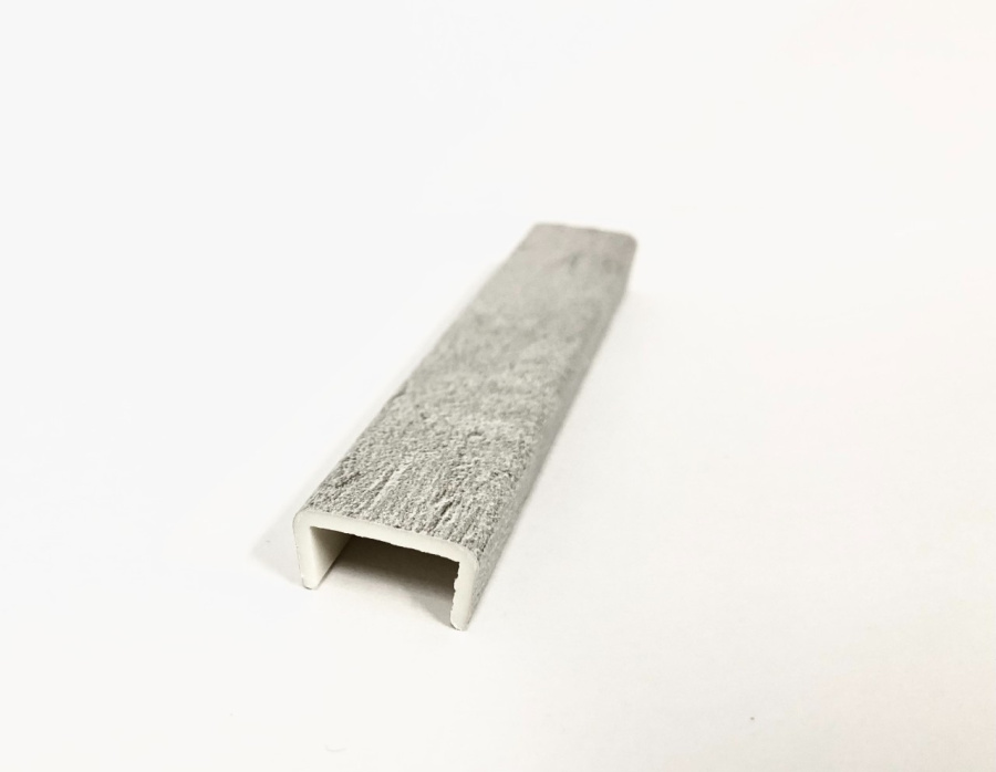 Торцевая заглушка для цоколя, h=100мм, пластик, бетон светлый (25.1), Россия/25