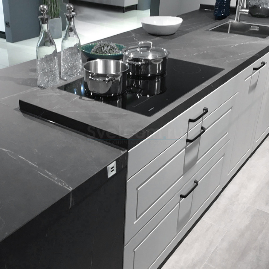 Встраиваемая 2хUSB-A, 5В/2.1А (1х2.1А/2х1.05А), вход 12В, квадрат 37х37, серебро, IP20, GLS