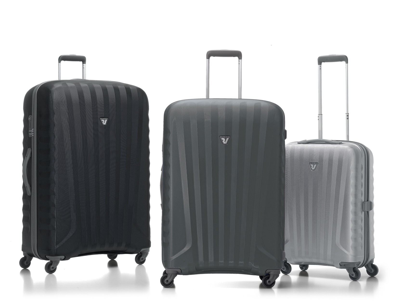 Велика валіза Roncato UNO ZIP 5081/02/22