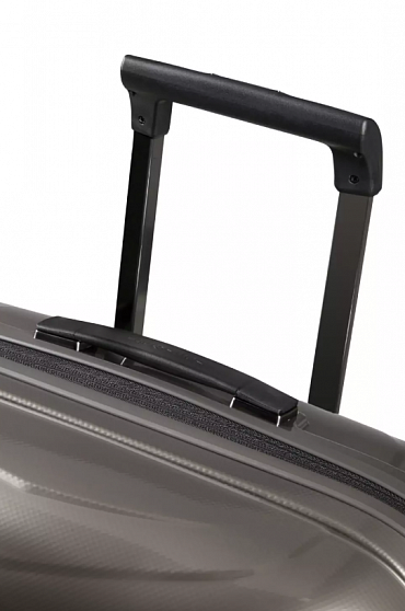 Валіза 75 см Samsonite Attrix KK8*15004 міцна та легка