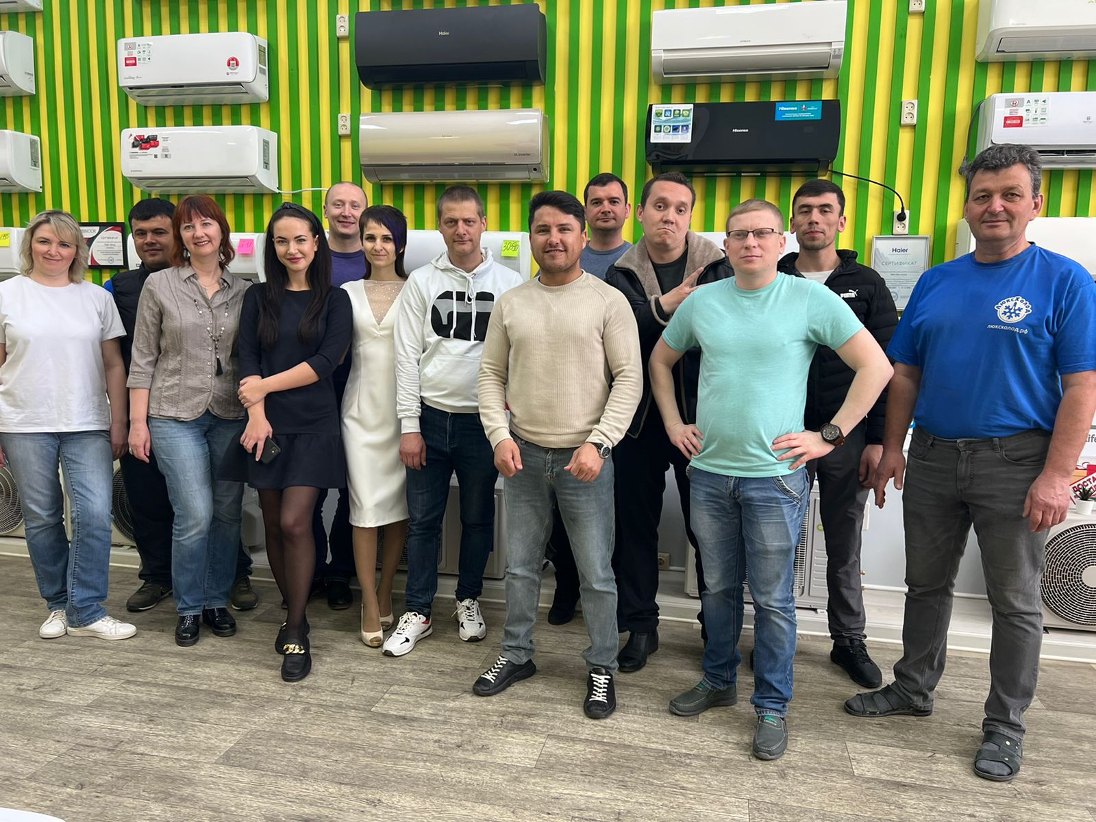 Менеджер по продажам