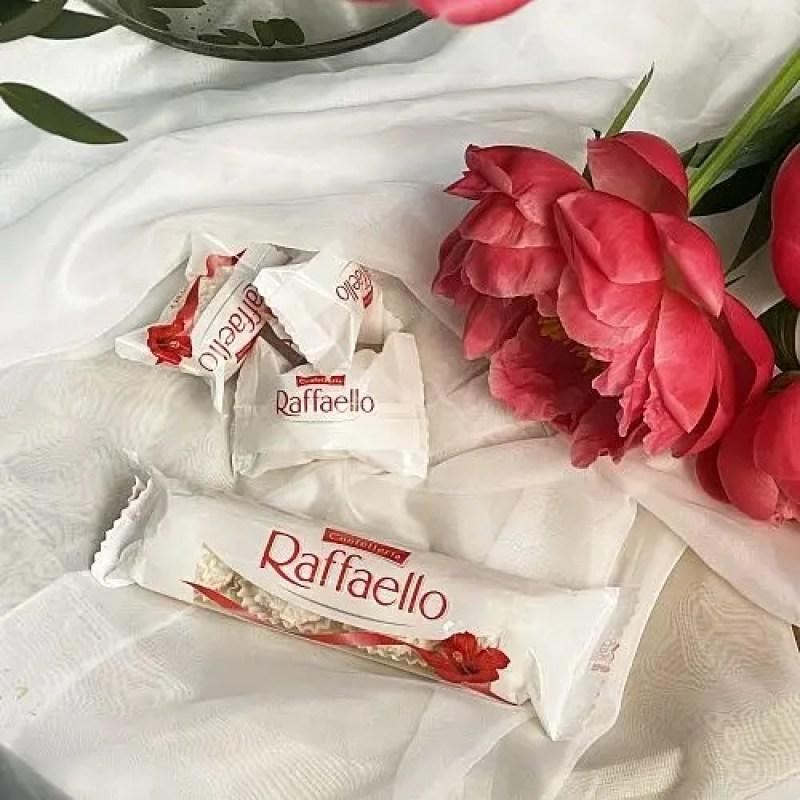 Конфеты Raffaello с кокосом и миндалем
