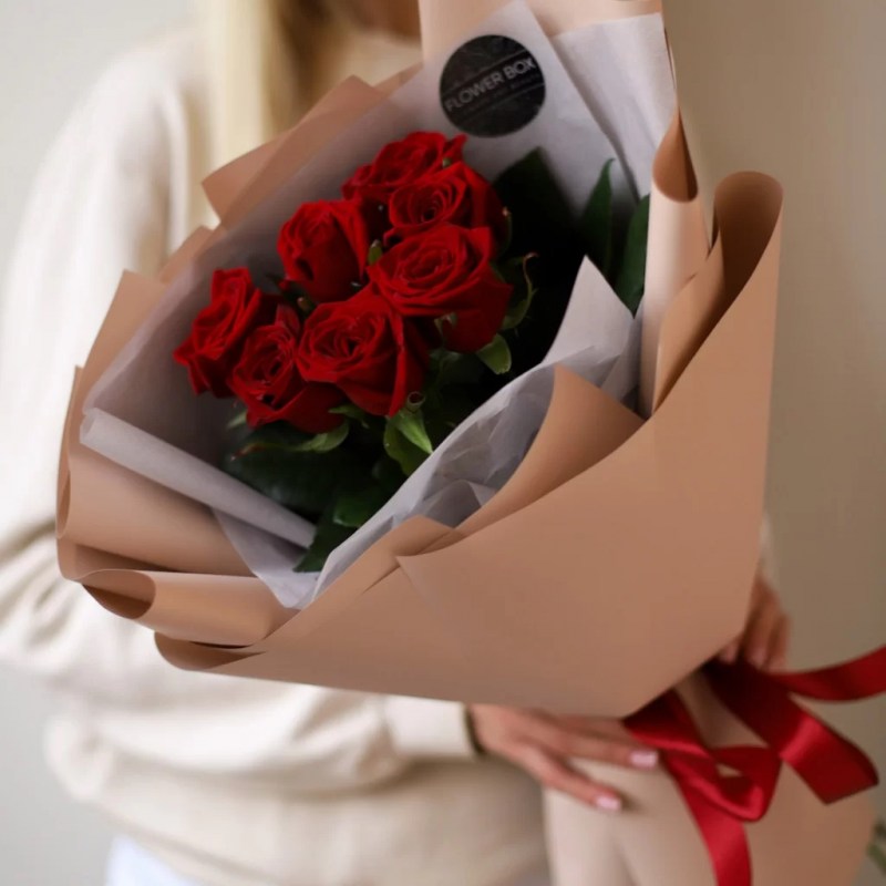 monobuket-iz-rossijskih-roz-7-sht-№1437-1