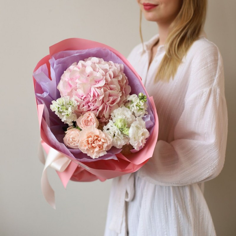 Нежный букет цветов в Кишиневе