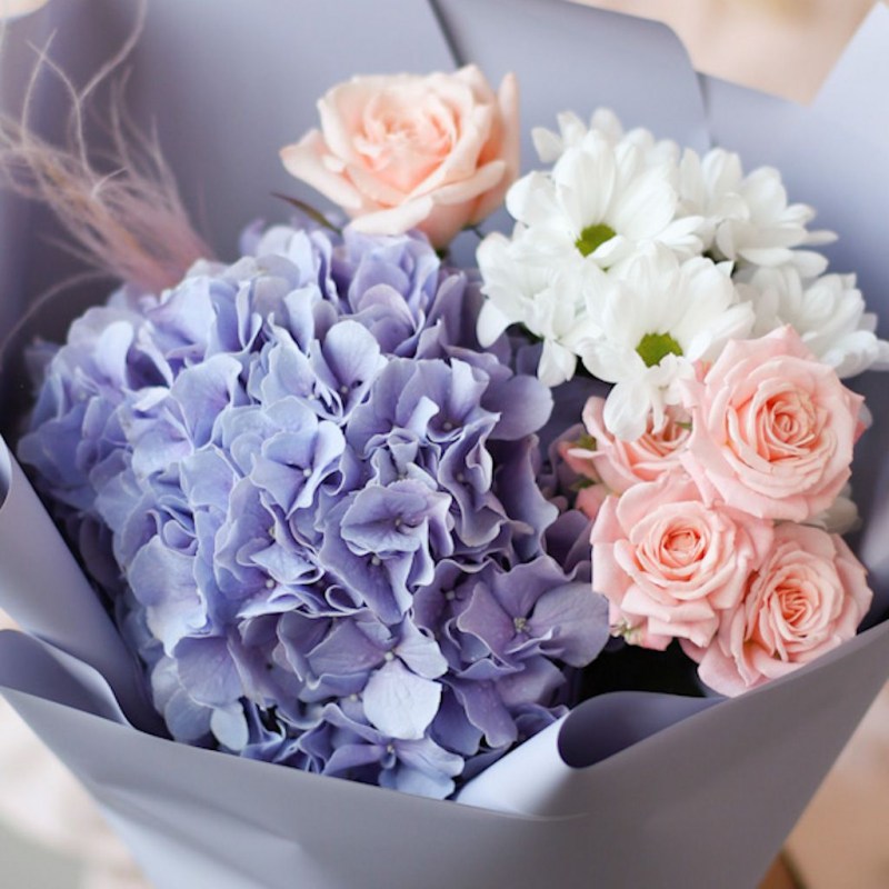 sbornyj-nezhnyj-buket-s-sirenevoj-gortenziej-№1423-1