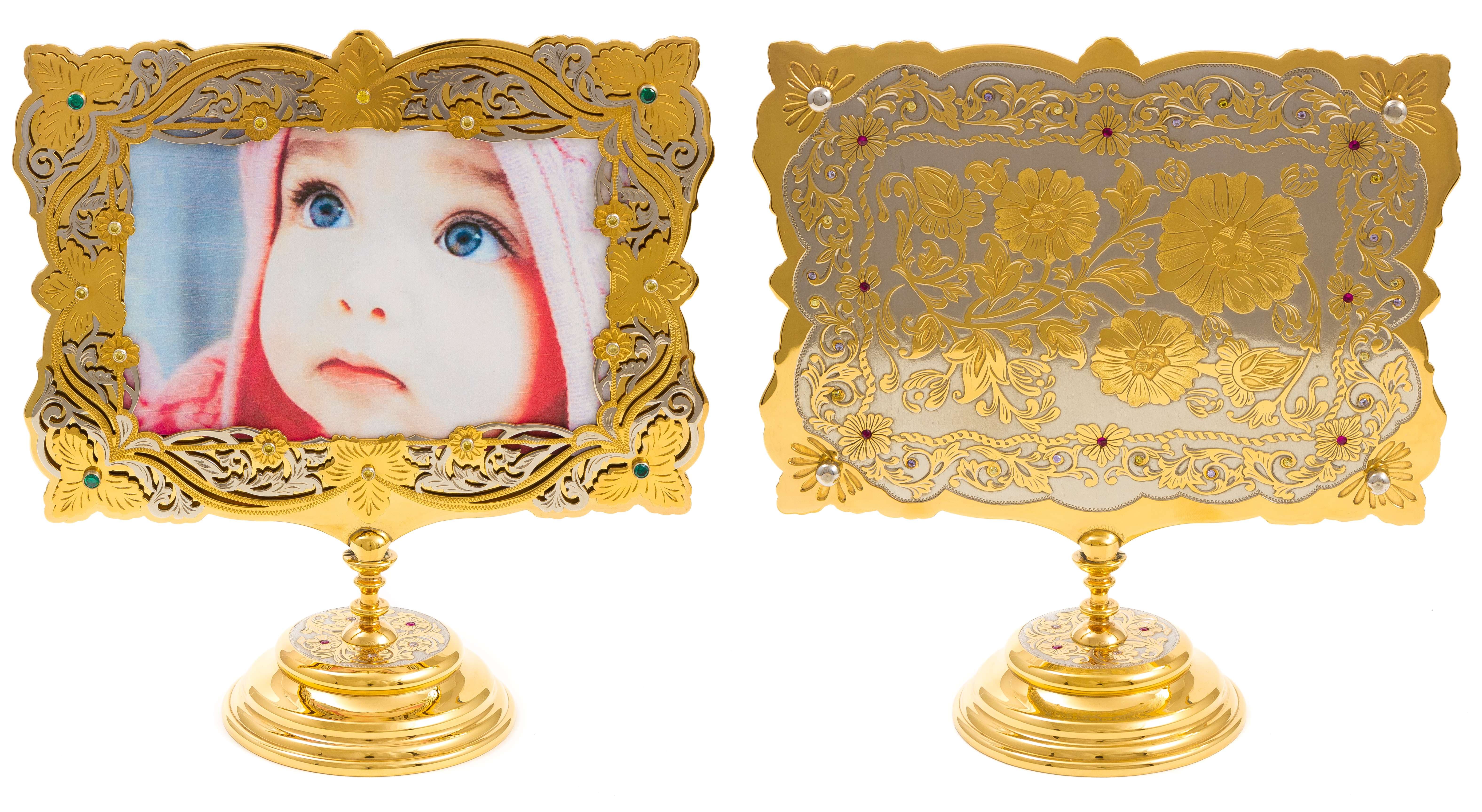 Фоторамка украшенная