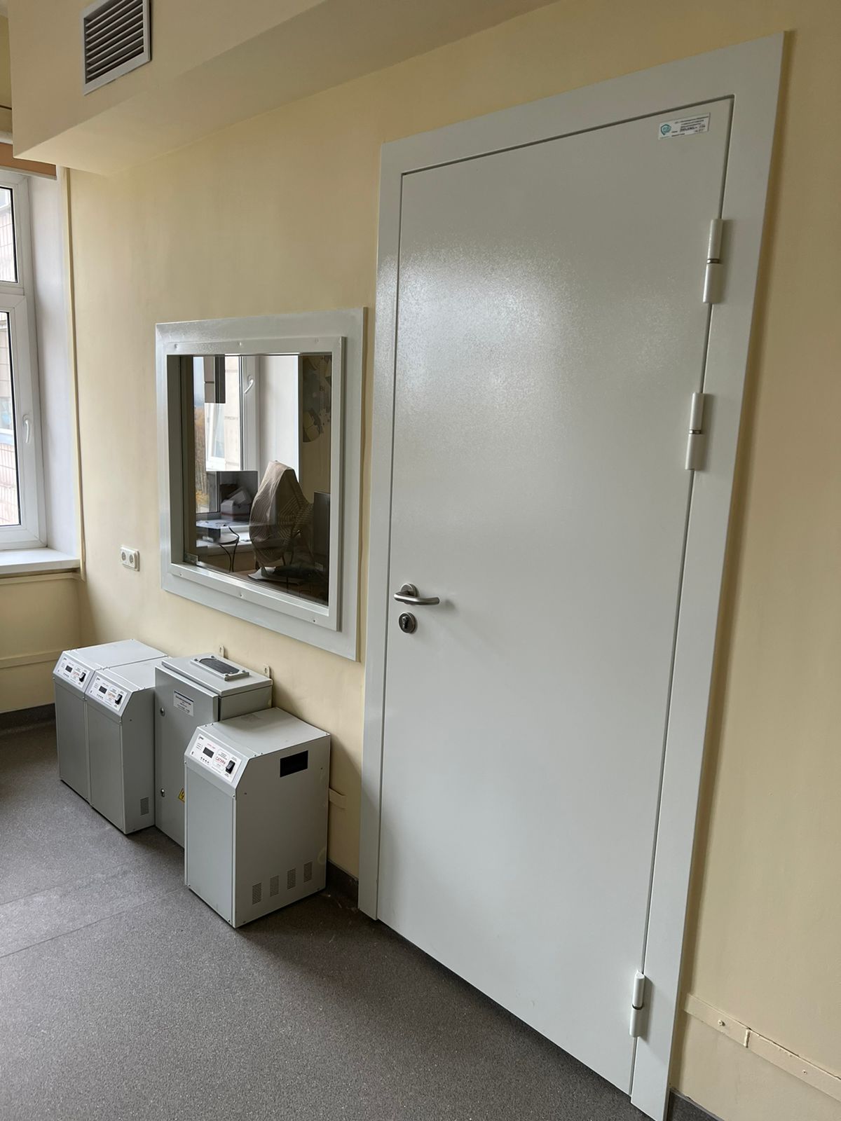 Двери рентгенозащитные в Бобруйске