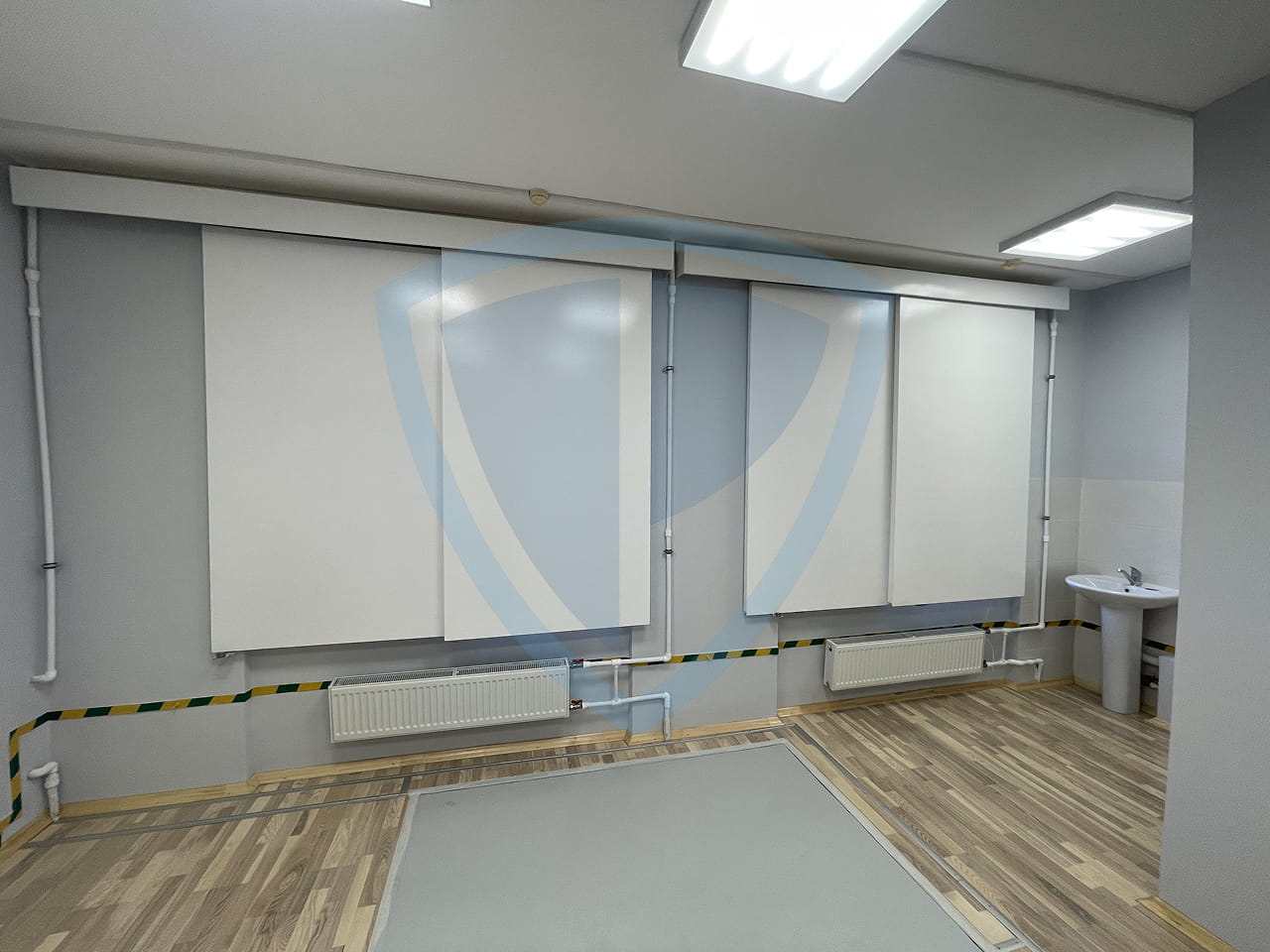 Ставни рентгенозащитные откатные