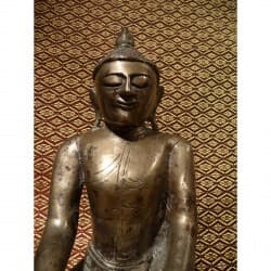 Rare Mon Buddha in Bronze – Burma, 17th Century, 27 cm - BR187