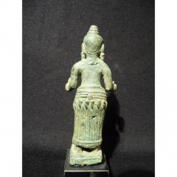 Kleine Khmer Bronzefigur mit schöner Patina – Kambodscha, 9.–12. Jahrhundert - AND40