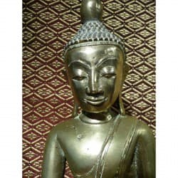 Antiker Shan-Buddha aus Silberbronze – Burma, 18. Jahrhundert, 43 cm - BR196