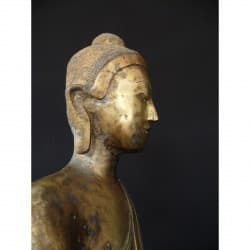 Außergewöhnlich seltener Shan-Buddha aus Silberbronze mit Inschriften – Burma, 17.–18. Jahrhundert, 50 cm - BR202