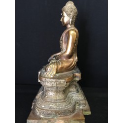 Bronze Buddha 217
