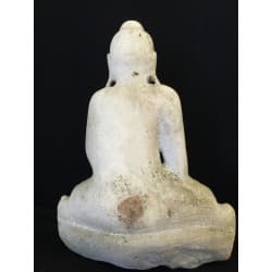 Antiker Mandalay-Buddha aus Alabaster mit Patina – Burma, 19. Jahrhundert, 24 cm - A163