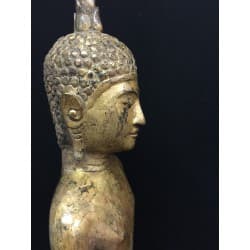 Antiker stehender Buddha aus Holz – Laos, 19. Jahrhundert, 80 cm - T135