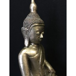 Awa-Buddha aus heller Bronze auf durchbrochenem Thron – Burma, 18. Jahrhundert, 30 cm - BR251