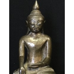 Small Shan Buddha in Simple Monk Style – Burma, 17th–18th Century, 20 cm - BR253