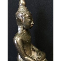 Small Shan Buddha in Simple Monk Style – Burma, 17th–18th Century, 20 cm - BR253