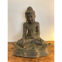 Bronze Buddha 246