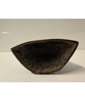 Awa-Buddha aus Bronze mit versteckter Inschrift – Burma, 18. Jahrhundert, 18 cm - BR351