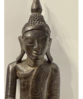Awa Buddha i bronze med skjult inskription – Burma, 1700-tallet, 18 cm - BR351
