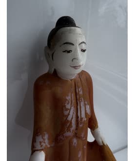 Antiker stehender Mandalay-Buddha aus Alabaster – Burma, 19. Jahrhundert, 37 cm - A151