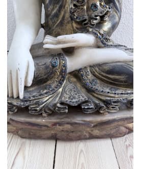 High-End Mandalay Buddha in Alabaster with Stone Inlay – Burma, 19th Century, 52 cm - A182